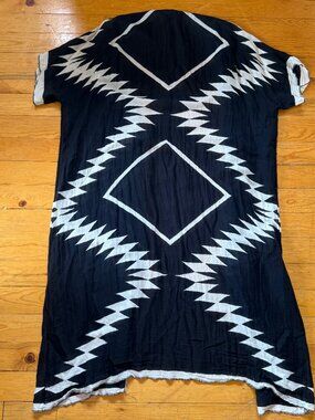 Lovestitch, Caftan / Cover Up, Bold B&W Print, OS, Great Condition